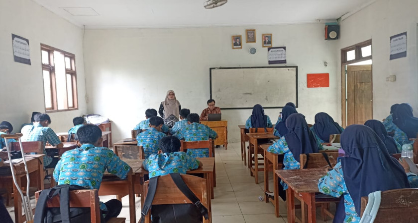 UNTUK MENGUKUR KEMAMPUAN SISWA DALAM BERBAHASA INDONESIA, MTS NEGERI 2 PRINGSEWU IKUTI UKBI